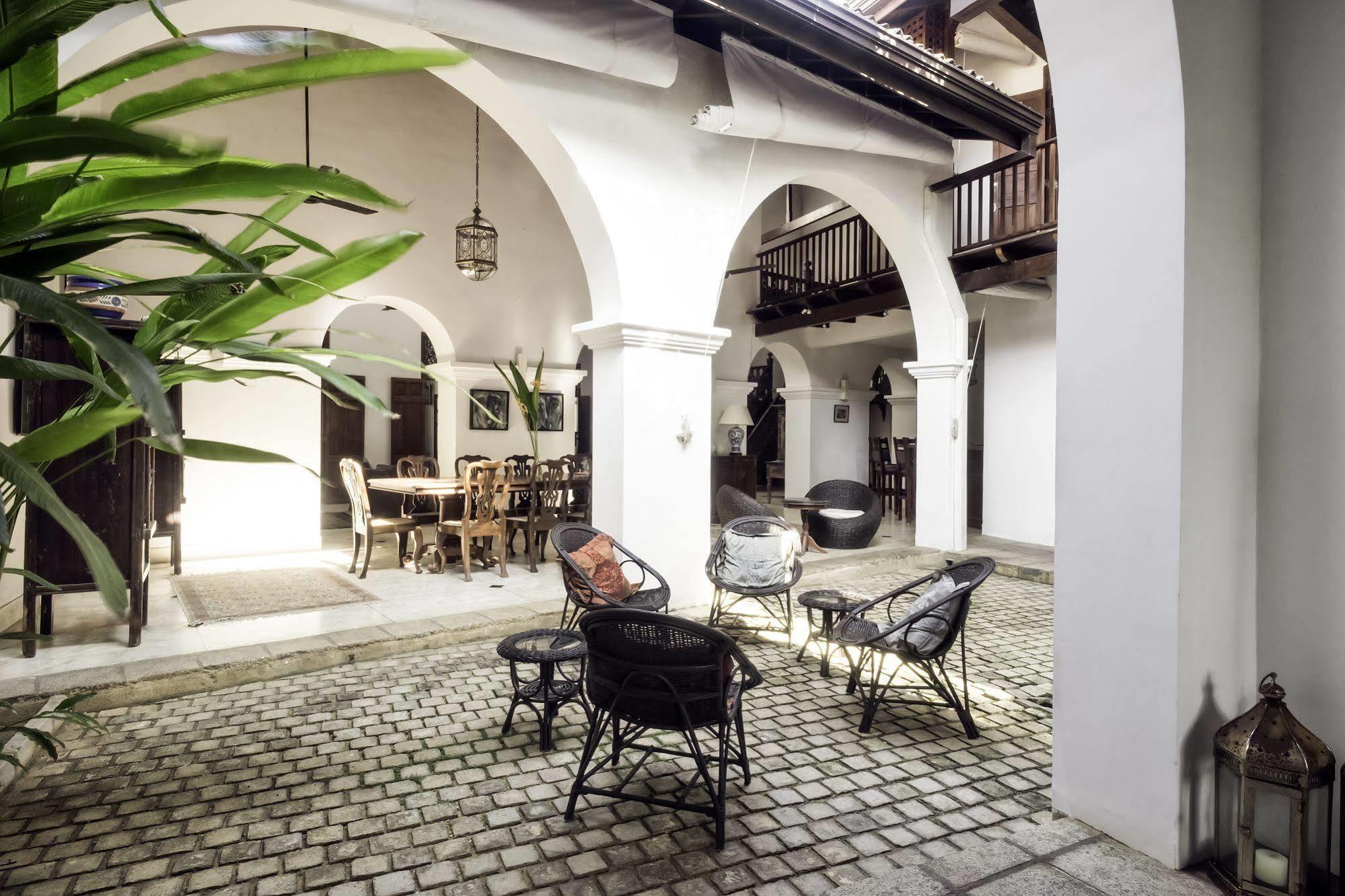 Number 48 Galle Fort Exterior photo